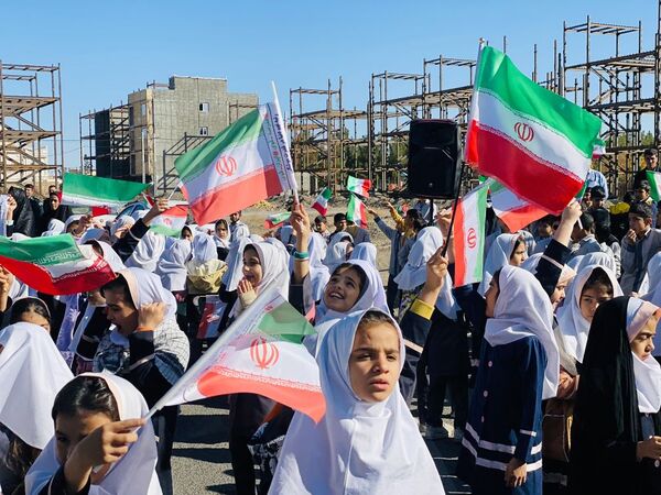 مراسم استقبال از شهید گمنام در شهرستان مه‌ولات