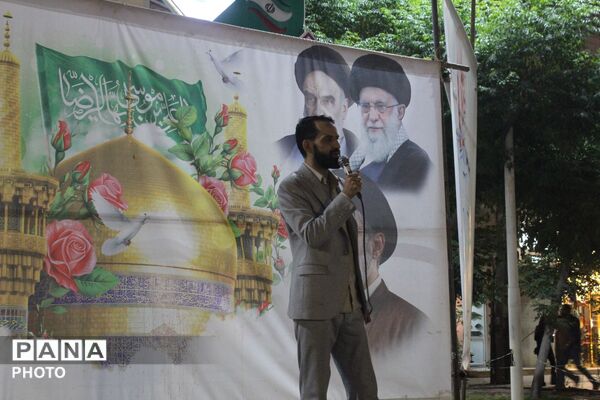 حضور چشمگیر دانش آموزان و فرهنگیان در موکب شهدای دانش آموز ورامین