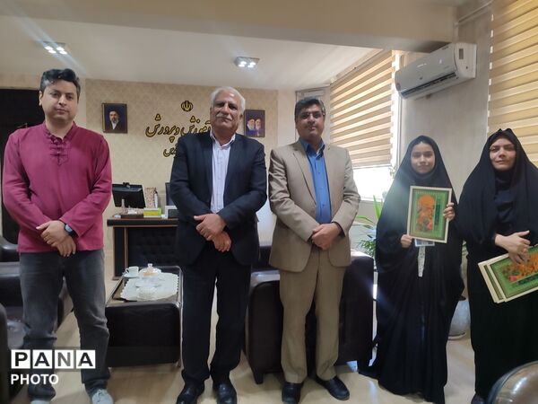 آیین تجلیل و تقدیر از دانش آموزان  خبرنگار خبرگزاری پانا ناحیه۳