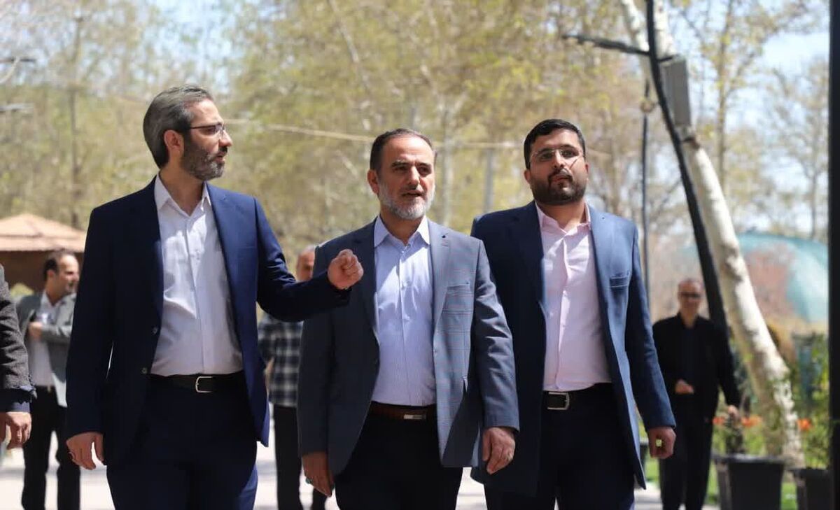 جشنواره گل‌های داودی در کاخ مروارید مهرشهر برگزار شود