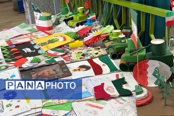 جشن انقلاب در ناحیه دو شهرری با حضور معاون پرورشی و فرهنگی شهرستانهای استان تهران 