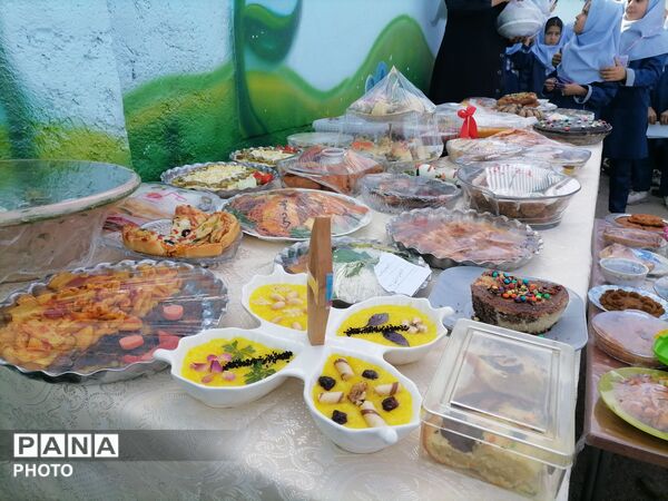 جشنواره غذا در مدرسه شهید سید خلیل رضوی شهر بار نیشابور