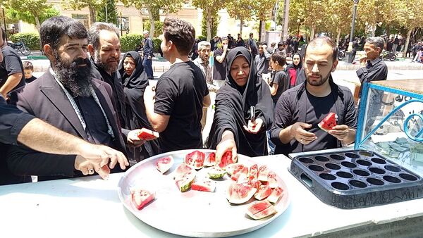 موکب‌های خدمت‌رسان به عزاداران حسینی در کاشمر