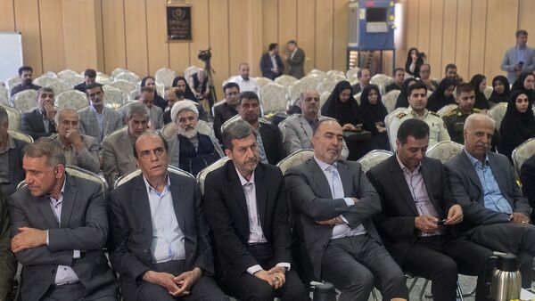  مراسم کلنگ‌زنی همزمان دو پروژه آموزشی در ناحیه چهار اصفهان