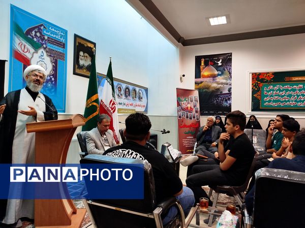 مراسم نشست کمیته دانش آموزی ستاد نماز جمعه کاشمر با امام جمعه کاشمر 