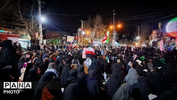 مردم گالیکش شب قدر را در خیابان ماندند