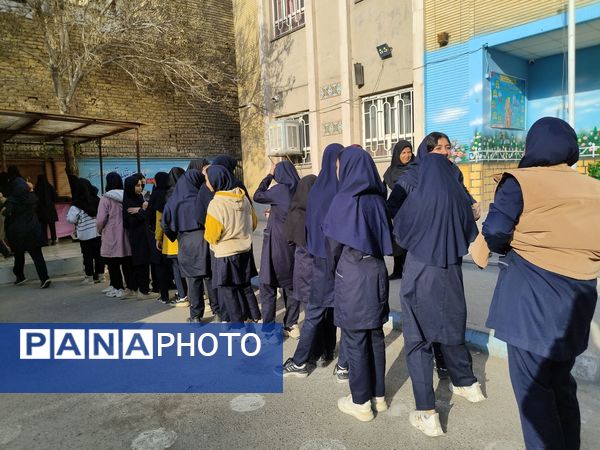 جشن میلاد حضرت زهرا (س) در دبیرستان میرزا جعفر سروقد