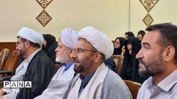 دوره توانمند سازی مربیان پیش‌ دبستانی در بروجرد
