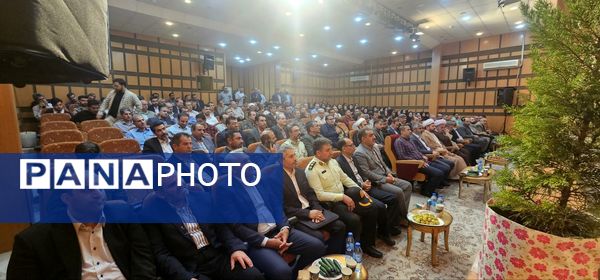 آیین تکریم و معارفه سرپرست جدید دانشگاه آزاد اسلامی واحد تاکستان