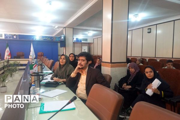 جشنواره «همیار معلم» در اداره آموزش‌وپرورش شهریار