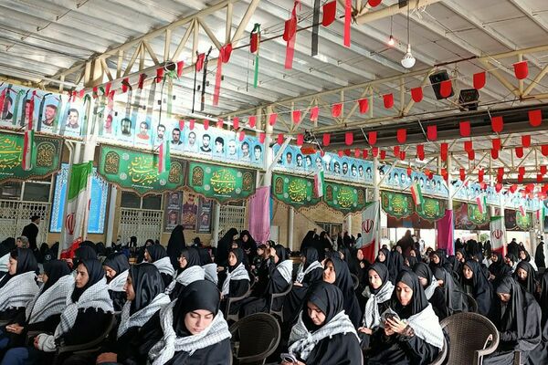 آغاز سفر معنوی دانش‌آموزان ملارد به مناطق عملیاتی جنوب کشور