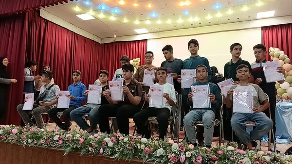 تقدیر از رتبه های استانی و کشوری جشنواره فرهنگی هنری فردا