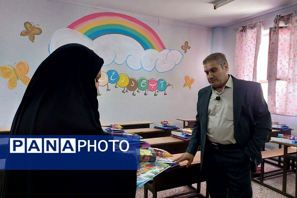 آغاز فصل نو آموزش با حضور شکوفه‌های کلای اولی در کهریزک 