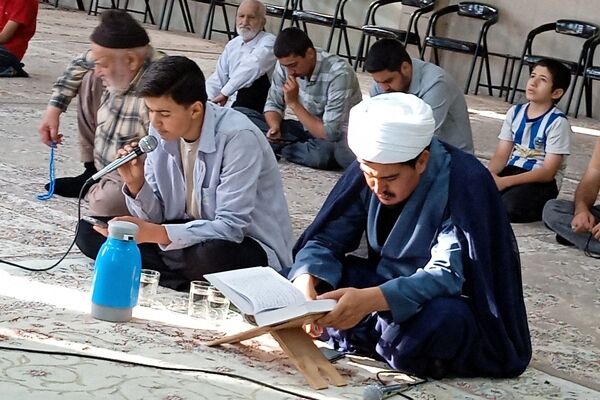 مراسم پر فیض دعای عرفه در مسجد چهارده معصوم الغدیر باحضور مردم 
