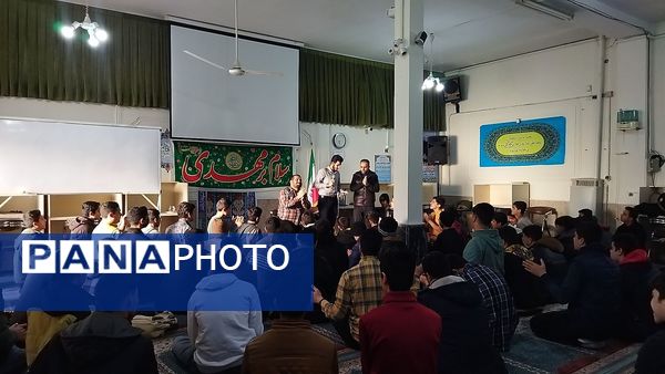 مراسم میلاد حضرت مهدی (عج) در دبیرستان شاهد ابوذر غفاری نیشابور 