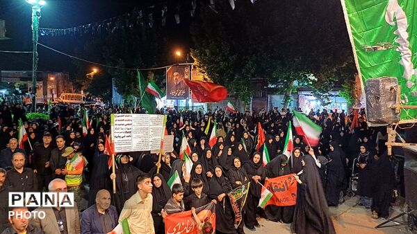 تجدید بیعت مردم کوهدشت با آرمان‌های حسینی در میدان امام خمینی (ره)