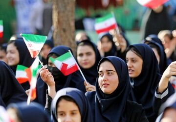 دانش‌آموزان البرزی در جشن جوانه‌ها از حس و حال خود می‌گویند