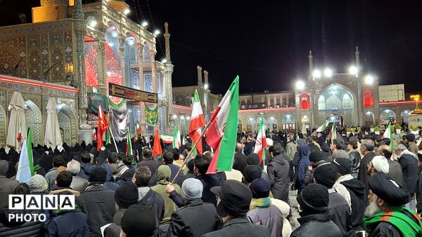 اجتماع بیعت مردم ولایی در میدان جهاد قم
