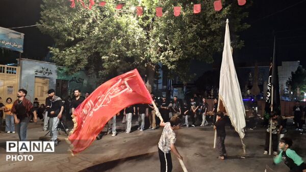 مراسم عزاداری شب عاشورا در هیئت جوانان حضرت ابوالفضل(ع) نظرآباد