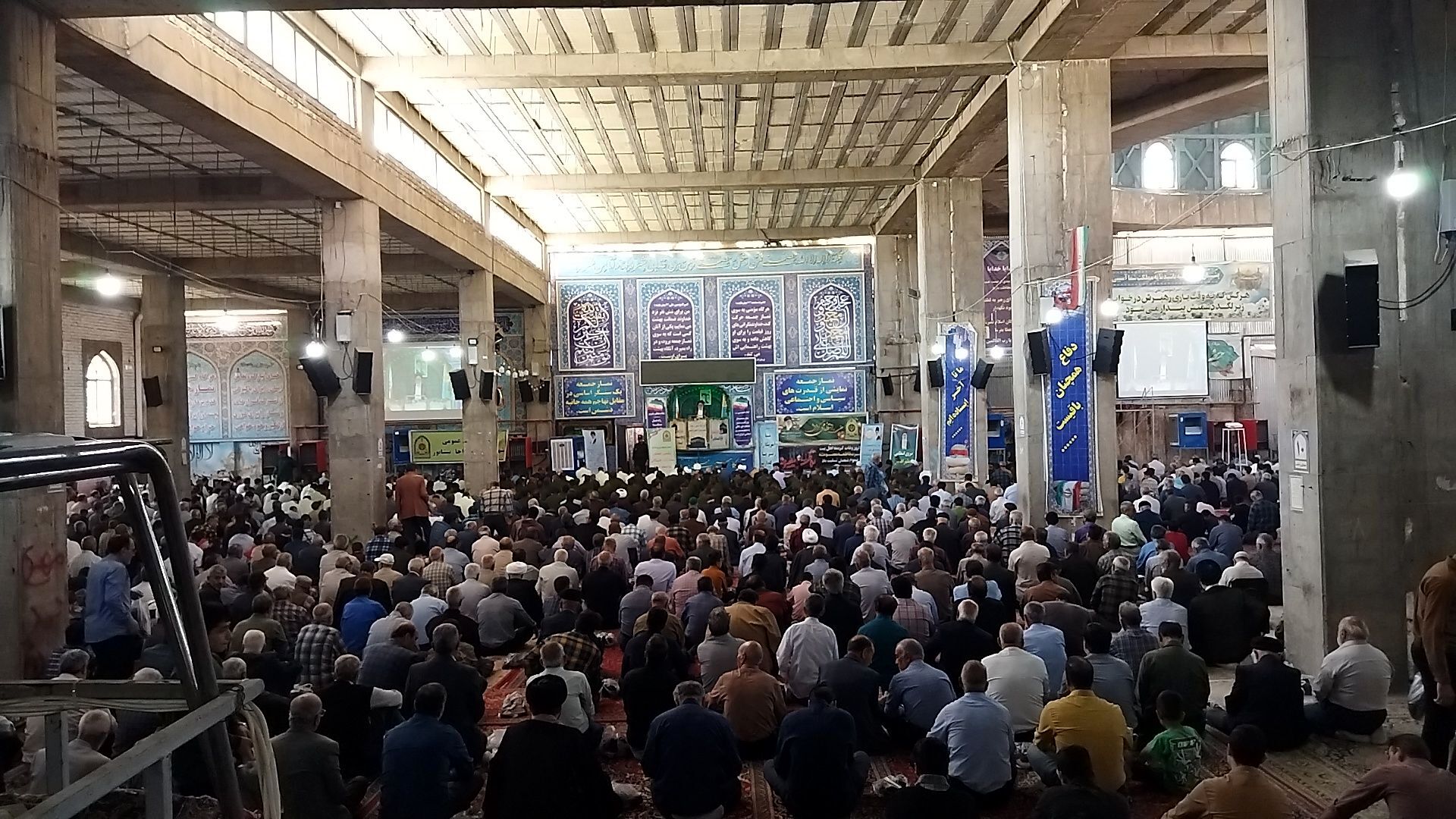 نماز عبادی و سیاسی جمعه همزمان با آغاز هفته نیروی انتظامی در نیشابور