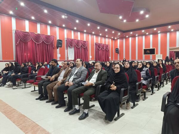 تریبون آزاد فرصتی برای شنیده شدن صدای دانش‌آموزان