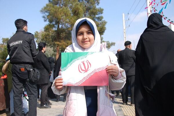 راهپیمایی ۲۲ بهمن در قیامدشت