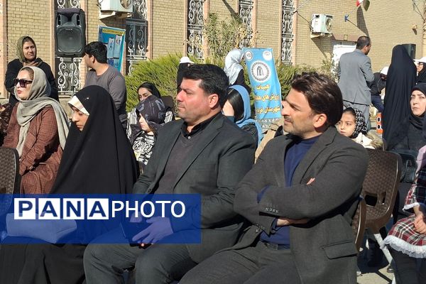 برگزاری جشنواره فرهنگی- تربیتی، هنری خانواده بزرگ کانون ملائک قرچک