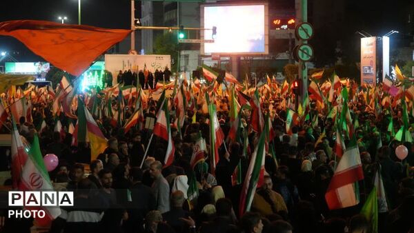 اگر به‌استقامت ادامه دهیم، قله را فتح خواهیم کرد