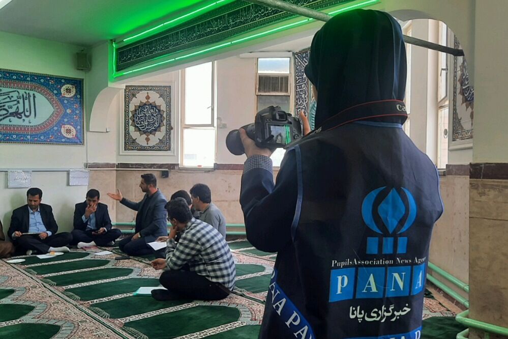 خبرنگاری یعنی در آرامش دیگران آشوب‌ها را روایت کنی