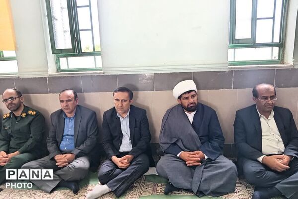 آیین تجلیل از دانش آموزان برتر مسابقات قرآن، عترت و نماز در دیشموک