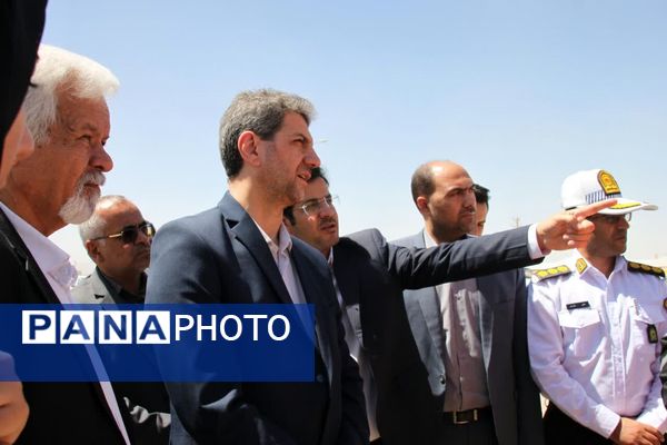 آیین بهره‌برداری از کندرو اصفهان به حبیب آباد 