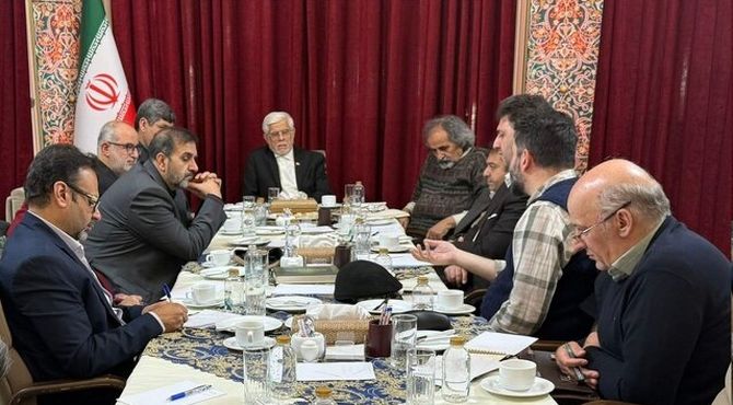 معاون اول رئیس‌جمهور: فراموشی و‌ بی‌توجهی به ریشه حوادث، فاصله ناآرامی‌ها را کوتاه‌تر می‌کند