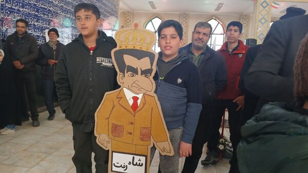 حضور پرشکوه مردم حماسه ساز بن در راهپپیمایی ۲۲ بهمن