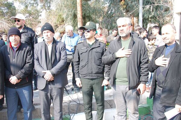 راهپیمایی ۲۲ بهمن در قیامدشت