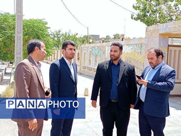 بازدید معاون تربیت بدنی و سلامت وزارت آموزش و پرورش از پروژه استخر دانش‌آموزی کاشمر 