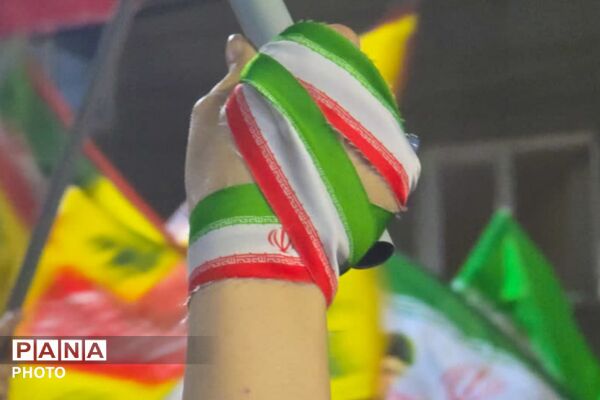 اجتماع باشکوه مردم اندیشه در فاز یک