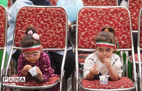 میدان مادر تهران، رنگین‌کمان شادی و مهربانی برای مادران و کودکان
