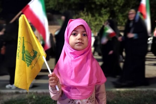 حضور حماسی مردم در راهپیمایی وحدت‌ آفرین بروجرد