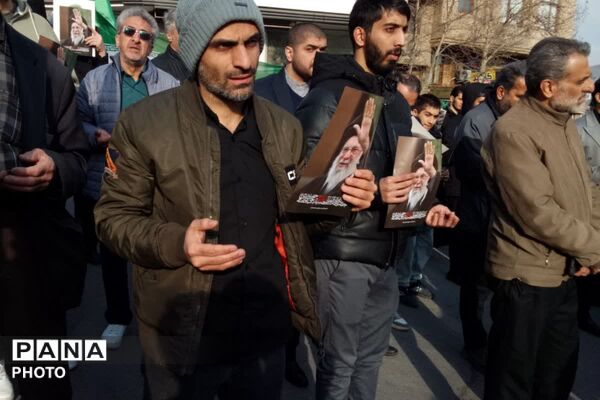 بیعت با سومین امام انقلاب در رودهن 