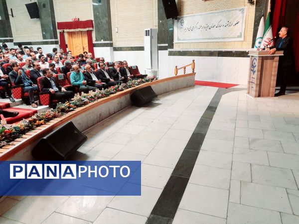 آیین تکریم و معارفه روسای قدیم و جدید دانشگاه فرهنگیان استان بوشهر