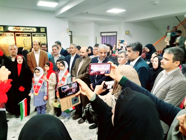 افتتاح مدرسه  ۱۲ کلاسه فروغی بسطامی در بوشهر
