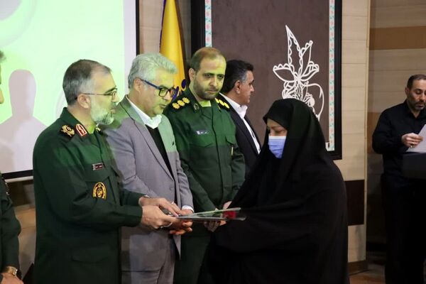 آیین اختتامیه سومین جشنواره کارمند نمونه در تراز مکتب حاج قاسم