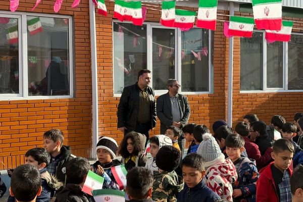جشن انقلاب در ناحیه دو شهرری با حضور معاون پرورشی و فرهنگی شهرستانهای استان تهران 
