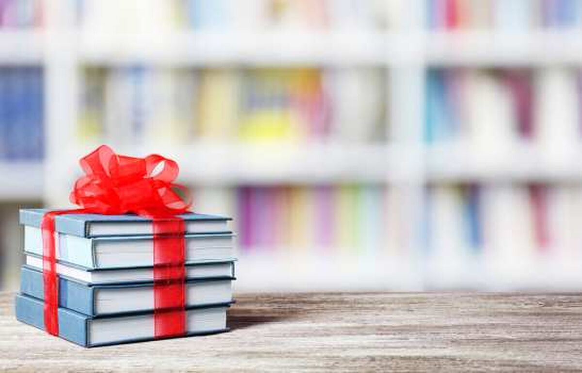 اهدای ۸۰۰۰ بسته کتاب و دفتر به زندان‌های استان البرز