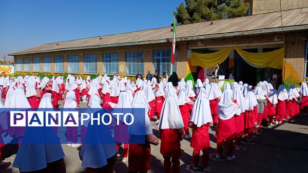 جشن عاطفه‌ها در دبستان قرآنی هیأت امنایی ضیائیه
