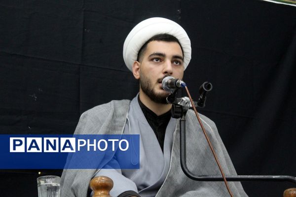 سوگواره عاشورایی احلی من العسل در گلوگاه 