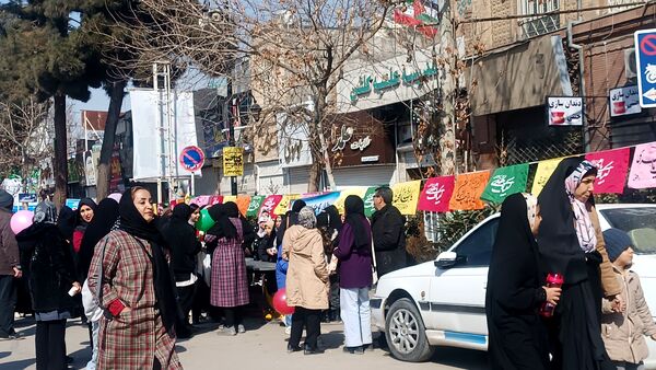 برپایی غرفه‌های فرهنگی به مناسبت میلاد امام زمان (عج) در نیشابور 