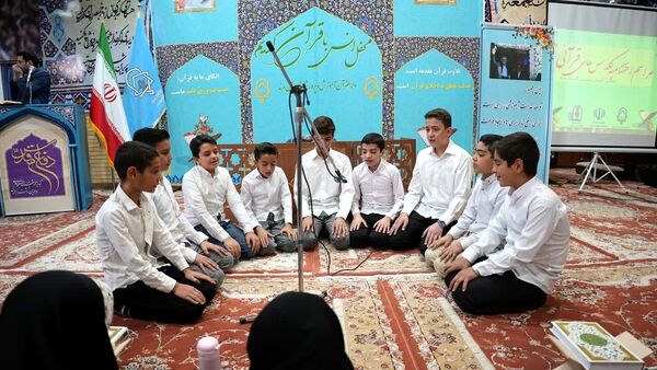 آیین اختتامیه کلاس‌های تابستانی دارالقرآن المهدی مرند