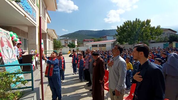 جشن عاطفه‌ها در دبستان شهید سلیمانی شهرستان رامیان