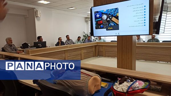 آموزش امداد و نجات در شرایط بحران توسط گروه دوام ثامن